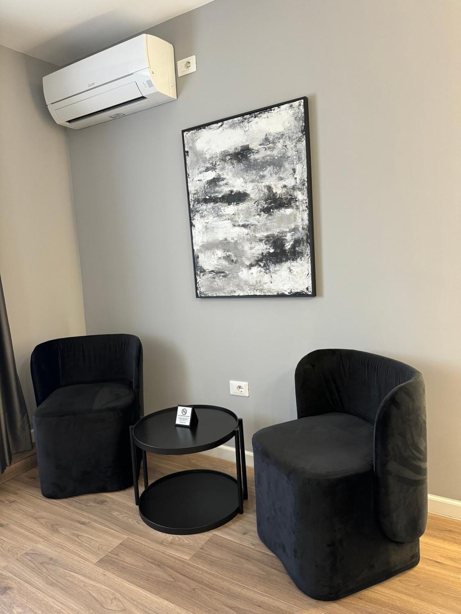 L'Hotel Tirana Eksteriør billede