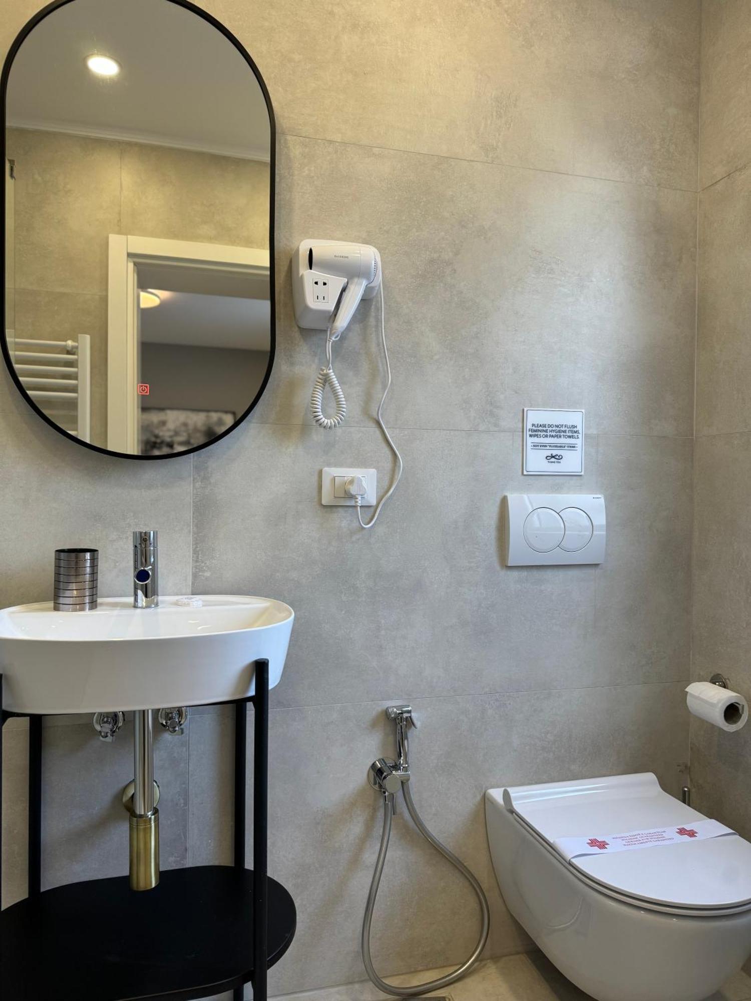L'Hotel Tirana Eksteriør billede