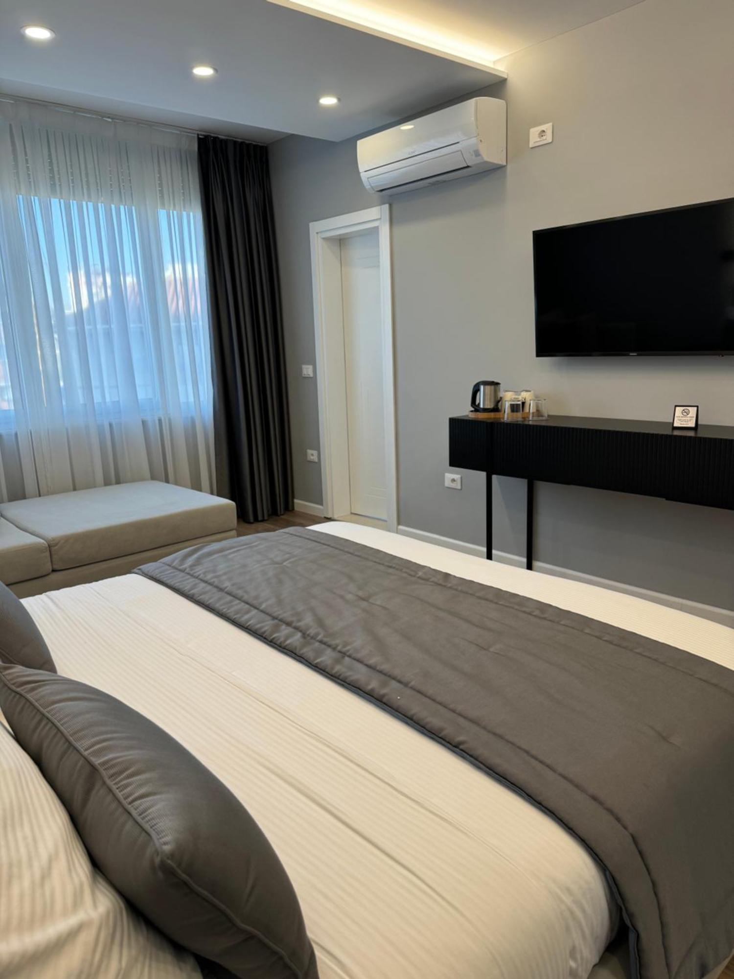 L'Hotel Tirana Eksteriør billede